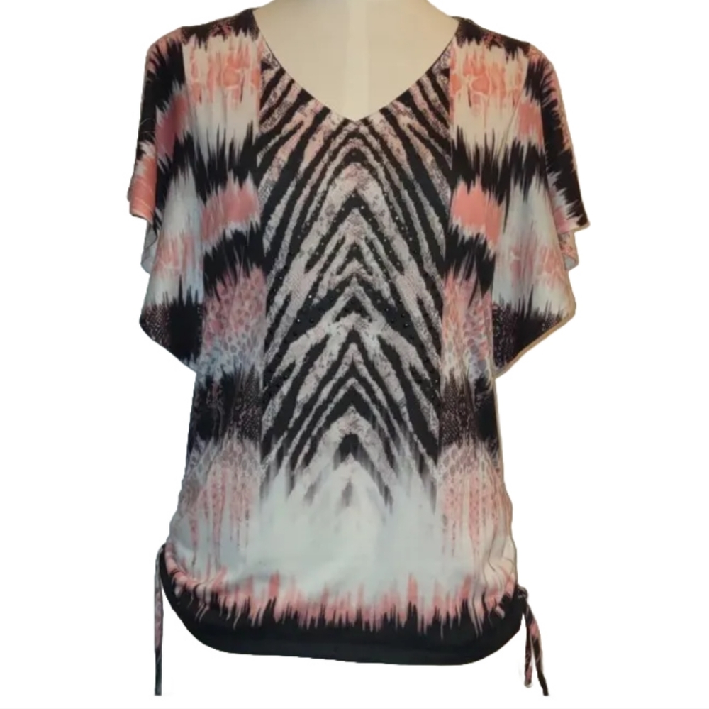 New Directions Weekend Top Size Small Ties on sides